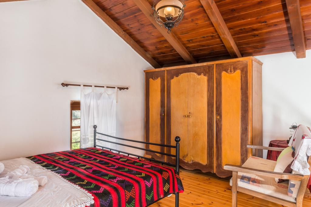 Traditional House Alikampos Экстерьер фото